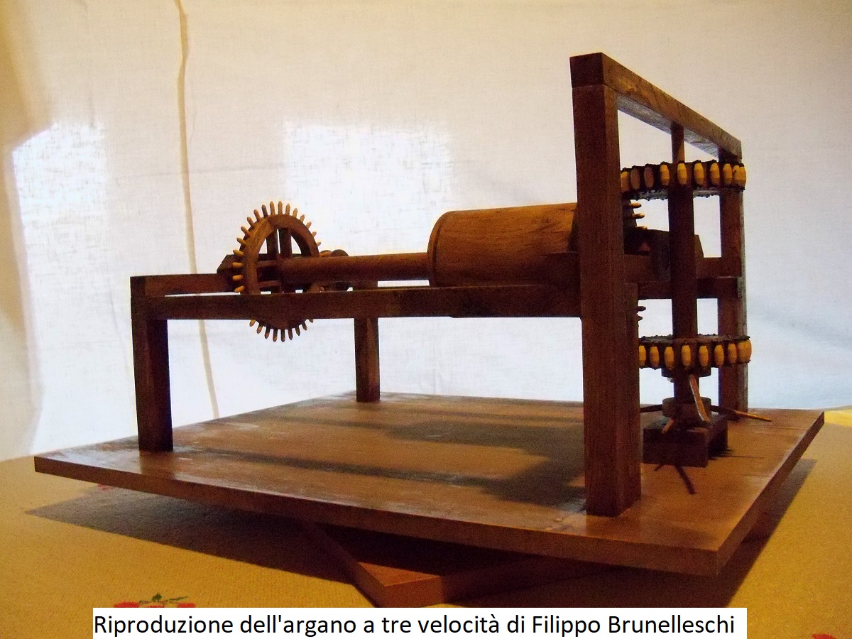 Riproduzione dell'Argano a tre velocità di Filippo Brunelleschi